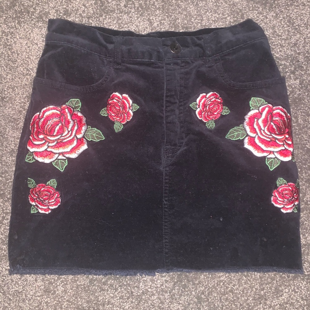 Black embroidered skirt